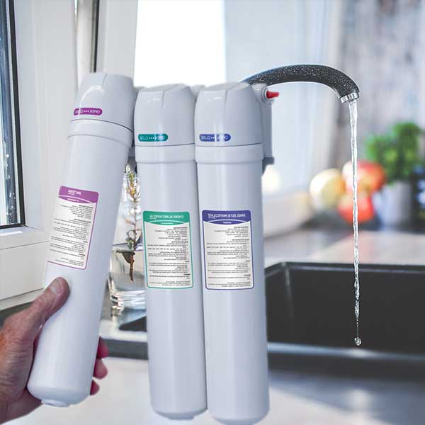 Under the sink water filtration systems